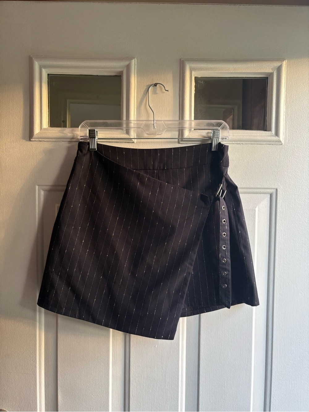 Steve Madden Women’s S Arie Black & Silver Pinstripe Wrap Skort with Side Buckle